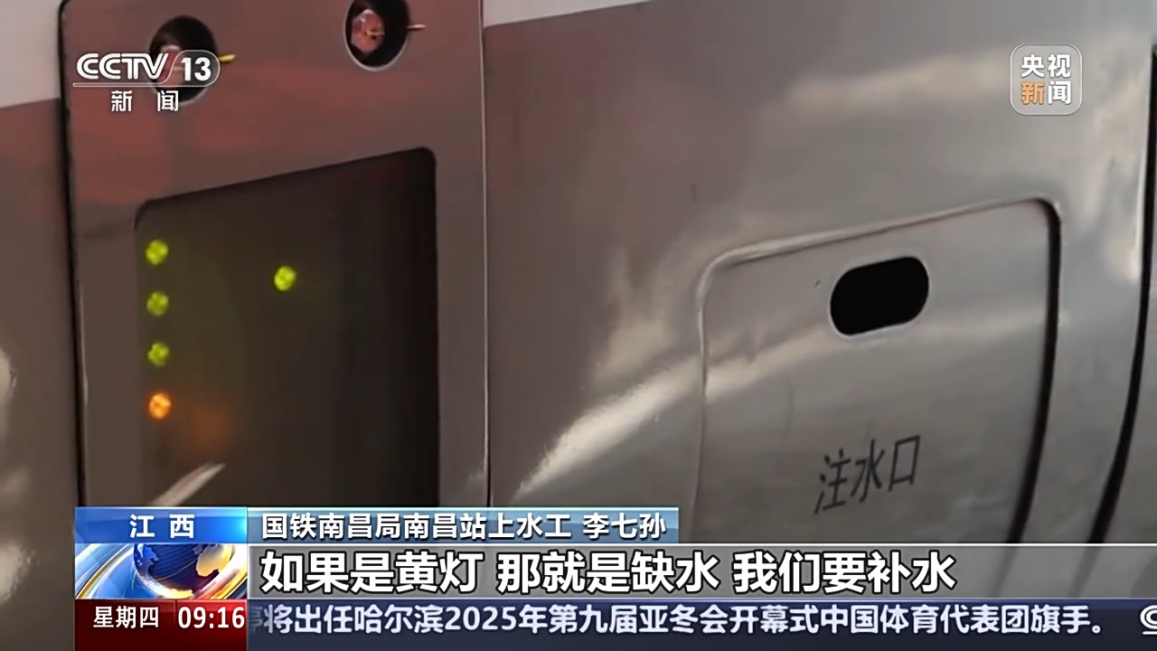 学校游泳馆